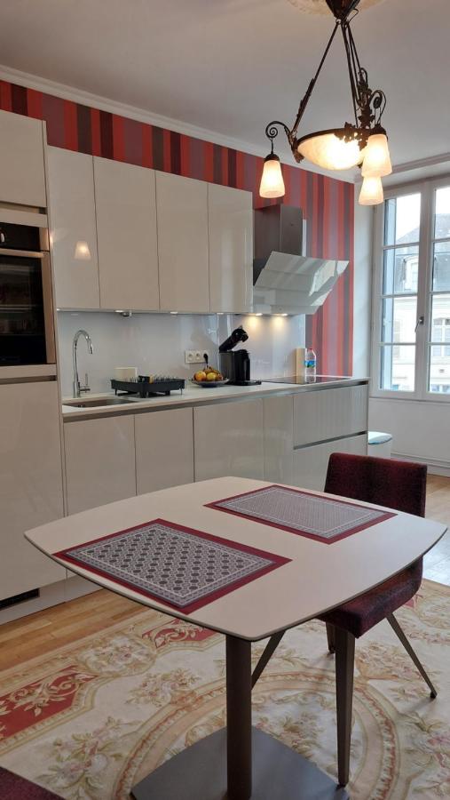 Suprematisme Appartement De Prestige Вьерзон Экстерьер фото